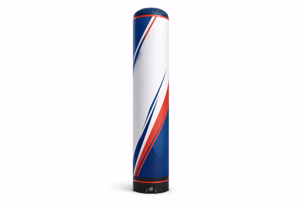 Totem tube gonflable vertical bleu blanc rouge visible en entier, repère de marque pour événement sportif